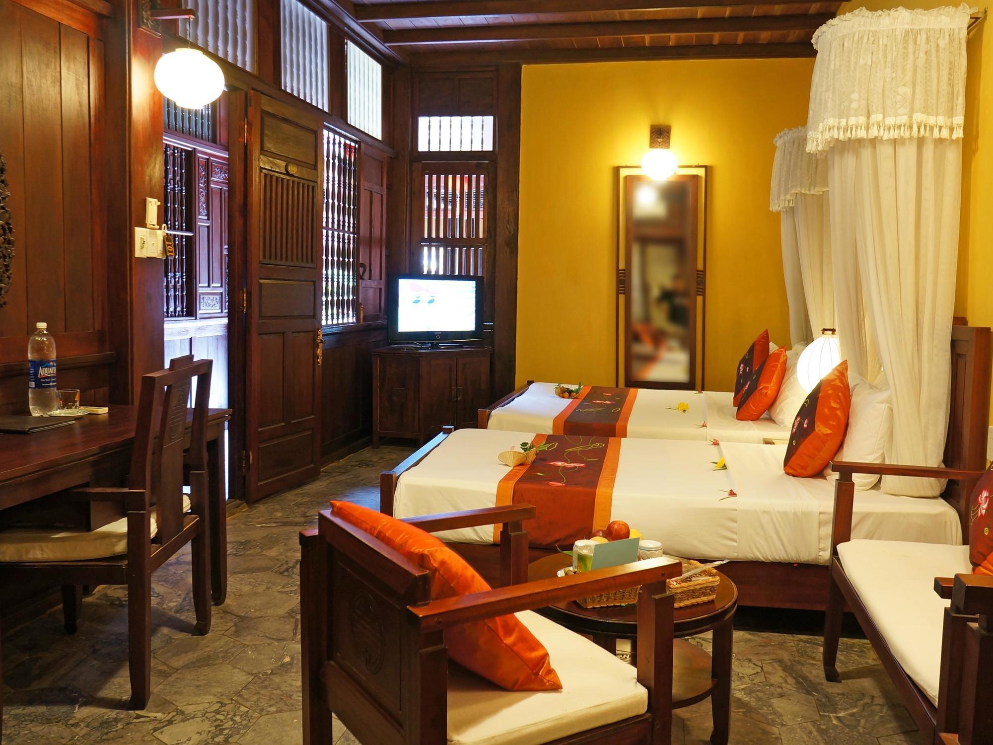 Vinh Hung Heritage Hotel Hoi An Bagian luar foto
