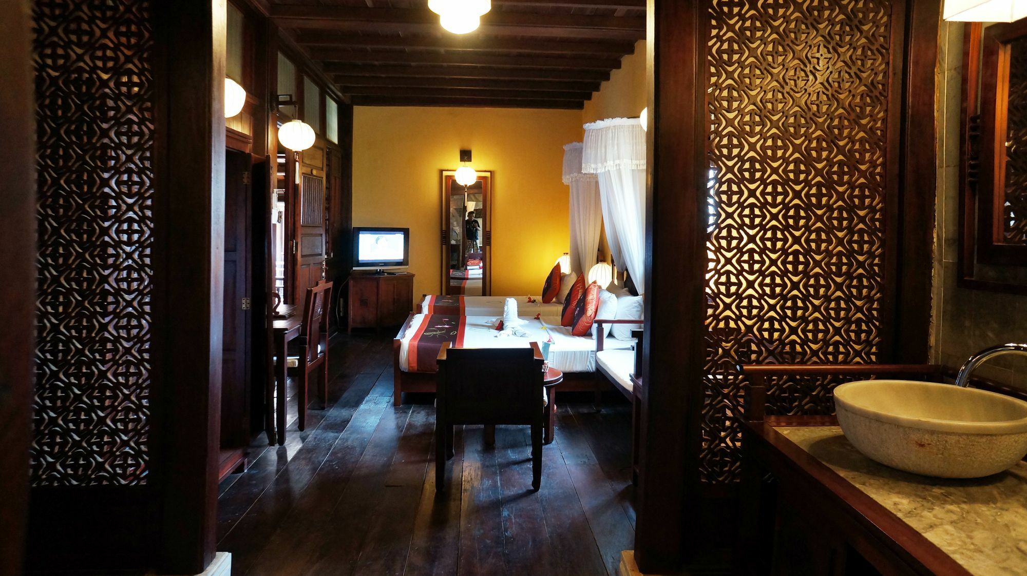 Vinh Hung Heritage Hotel Hoi An Bagian luar foto